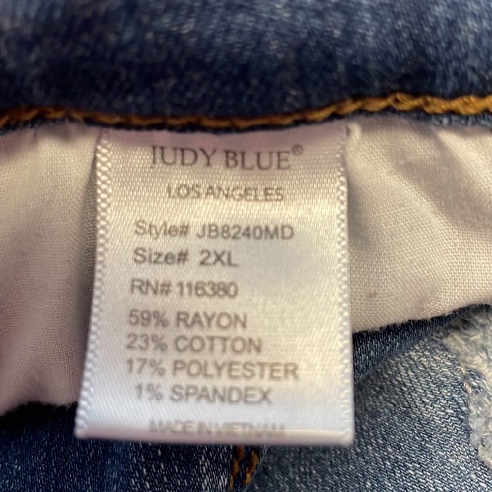 Judy Blue Distressed Skinny Fit Jeans Fused Patches Raw Hem Size 2X. - Picture 15 of 16